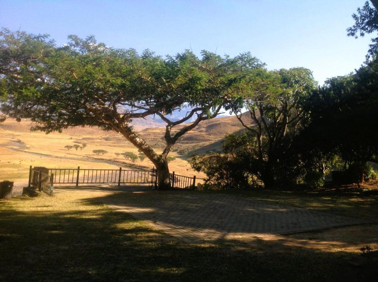 Hlalanathi Drakensberg Resort Bergville Dış mekan fotoğraf