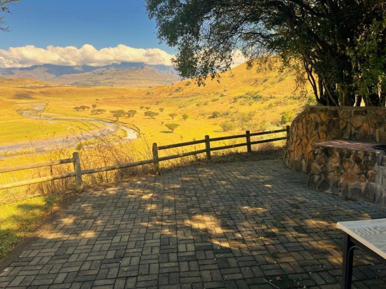 Hlalanathi Drakensberg Resort Bergville Dış mekan fotoğraf